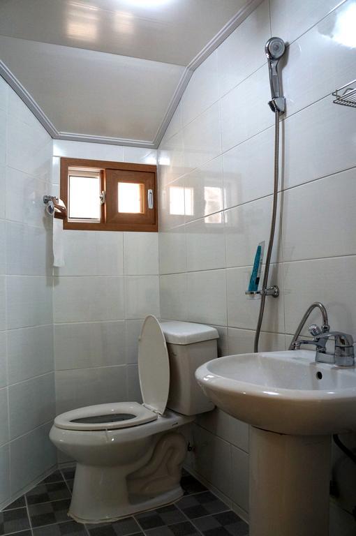 Soh Guesthouse Тхоньен Екстериор снимка